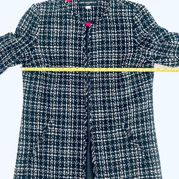 Black & White Tweed Coat - Fully Lined - Gorgeous Excellent Condition - Picture 10 of 16